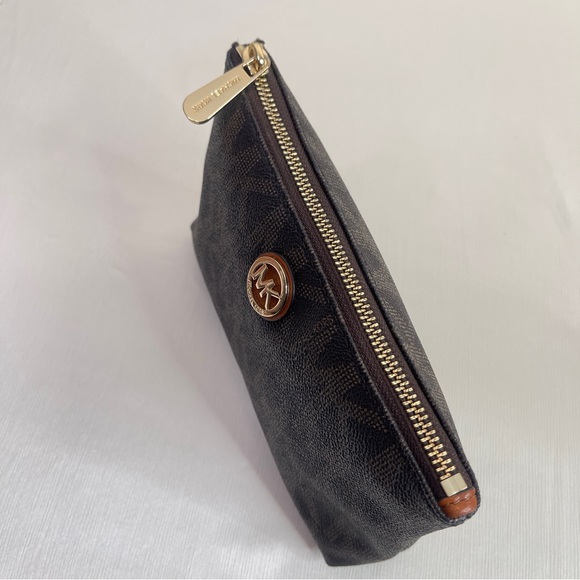 Michael Kors Women’s Small Clutch/Bag - Picture 7 of 17